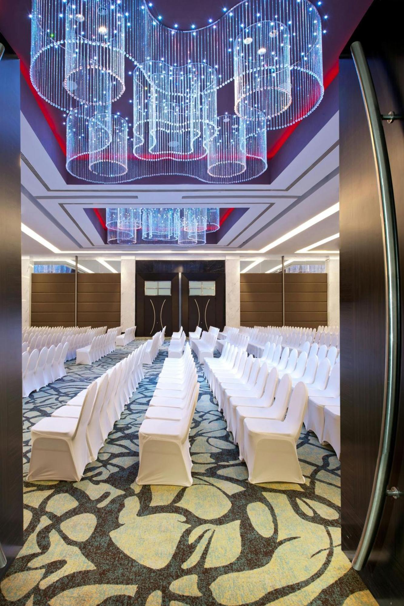 Le Meridien Coimbatore Bagian luar foto