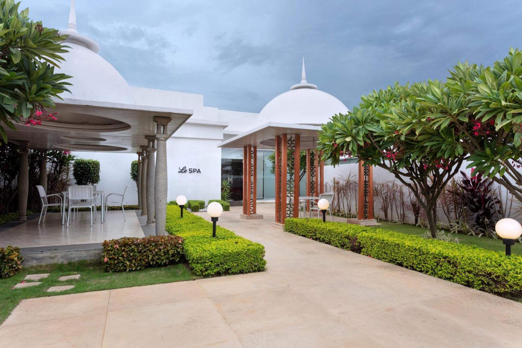 Le Meridien Coimbatore Bagian luar foto