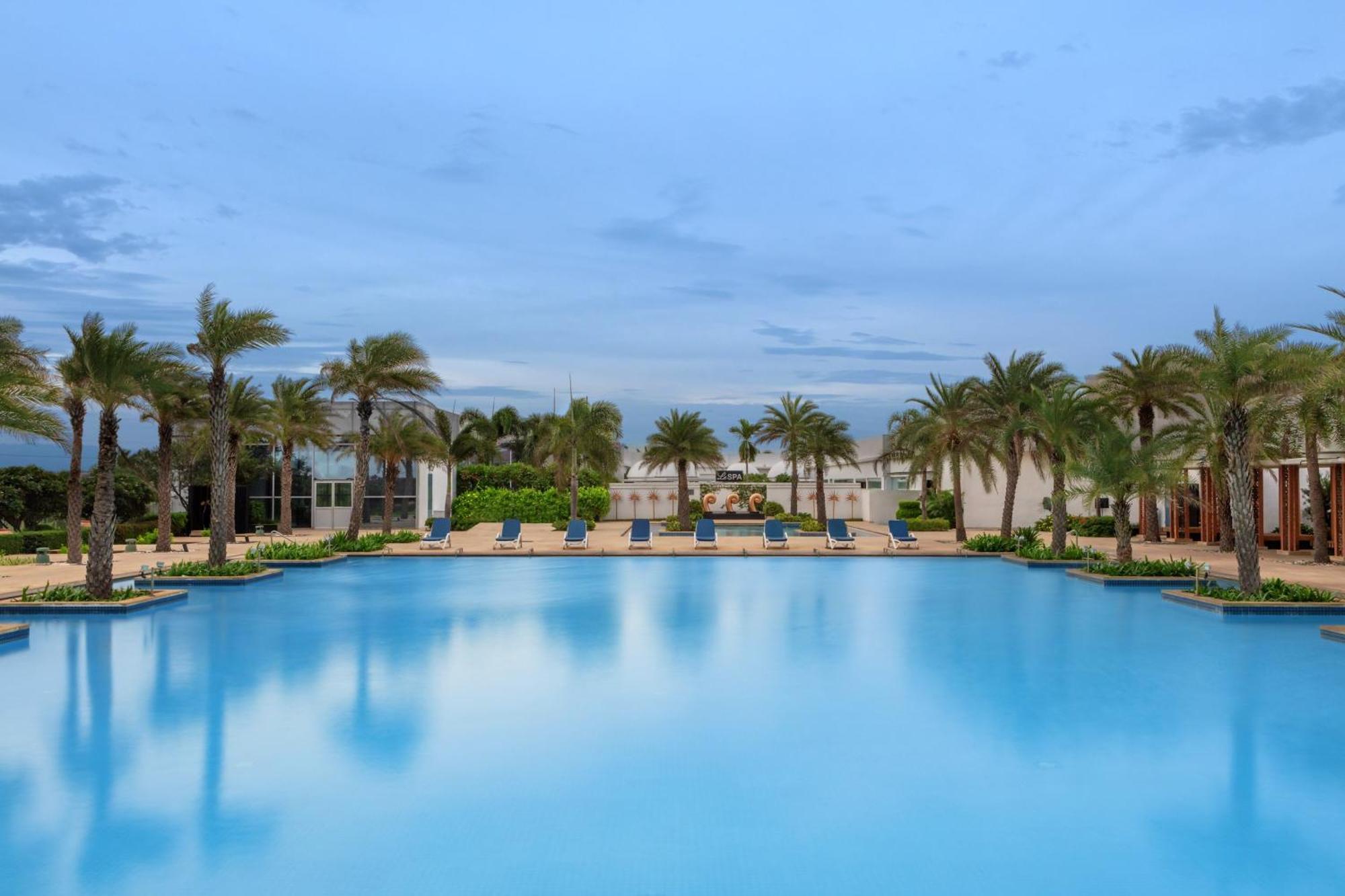 Le Meridien Coimbatore Bagian luar foto