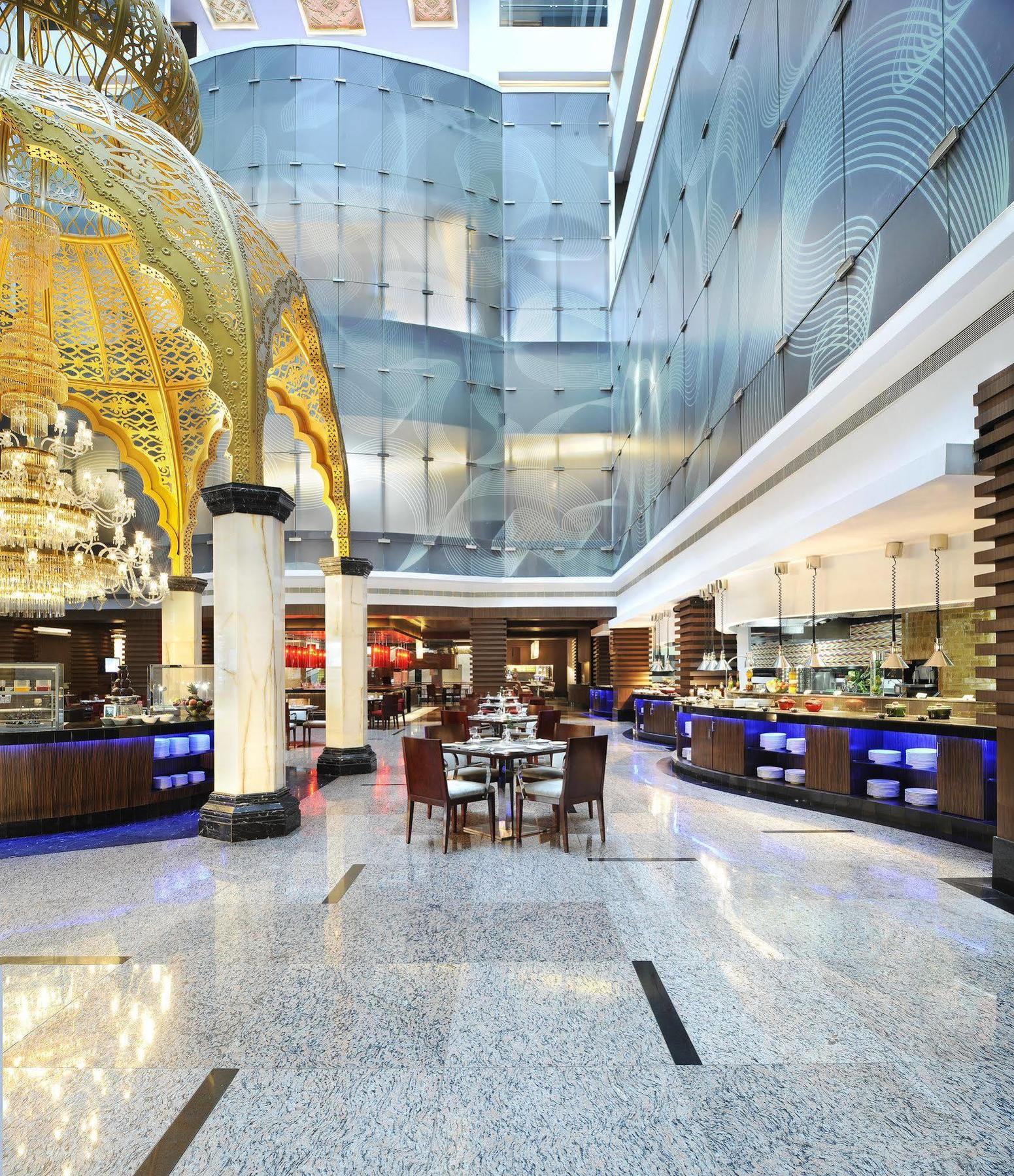 Le Meridien Coimbatore Bagian luar foto